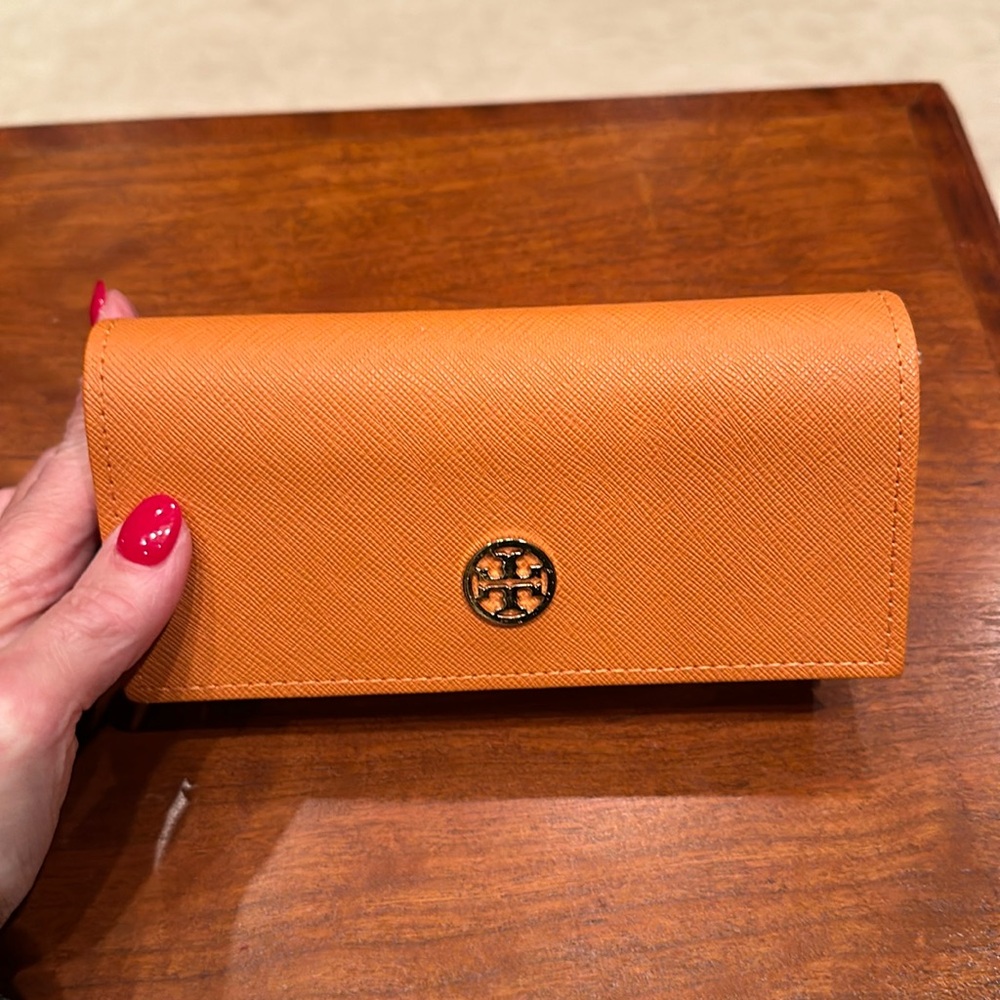 Tory Burch Sun Glass Case only
